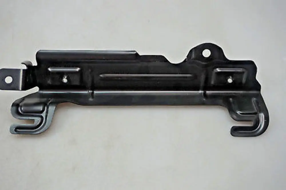 Halter Haltegriff hinten rechts für BMW 1 er E81 E87 E87N mit Teilenummer 7119420 BMW 1 er E81 E87 E87N Halter Haltegriff hinten rechts - SKU 7119420-1 - Teilenummer 7119420