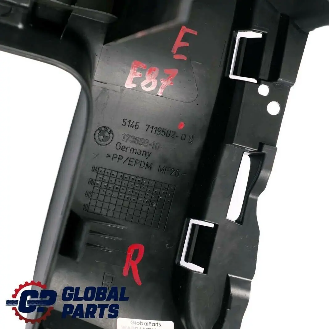 Soporte Ventana Trasera Repisa Derecha Negro 6 para BMW E87 LCI con número de pieza 7119502 BMW E87 LCI Soporte Ventana Trasera Repisa Derecha Negro 6 - SKU 7119502 - Número de pieza 7119502