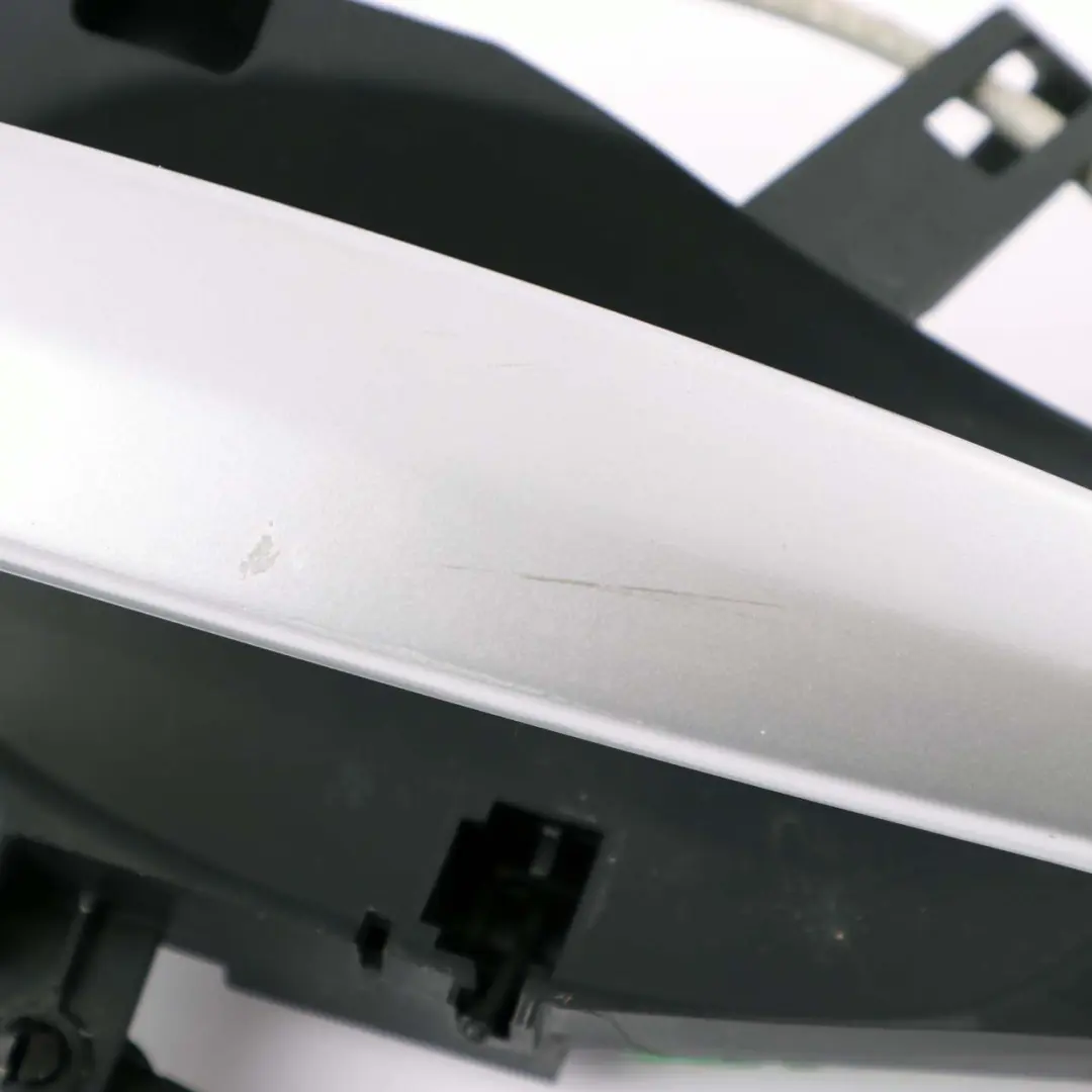 Complete Front Right Grab Handle O/S Titansilber Silver to BMW 3 Series E92 E93 with Part number 7059971 BMW 3 Series E92 E93 Complete Front Right Grab Handle O/S Titansilber Silver - SKU 7119603-TS - Part number 7059971