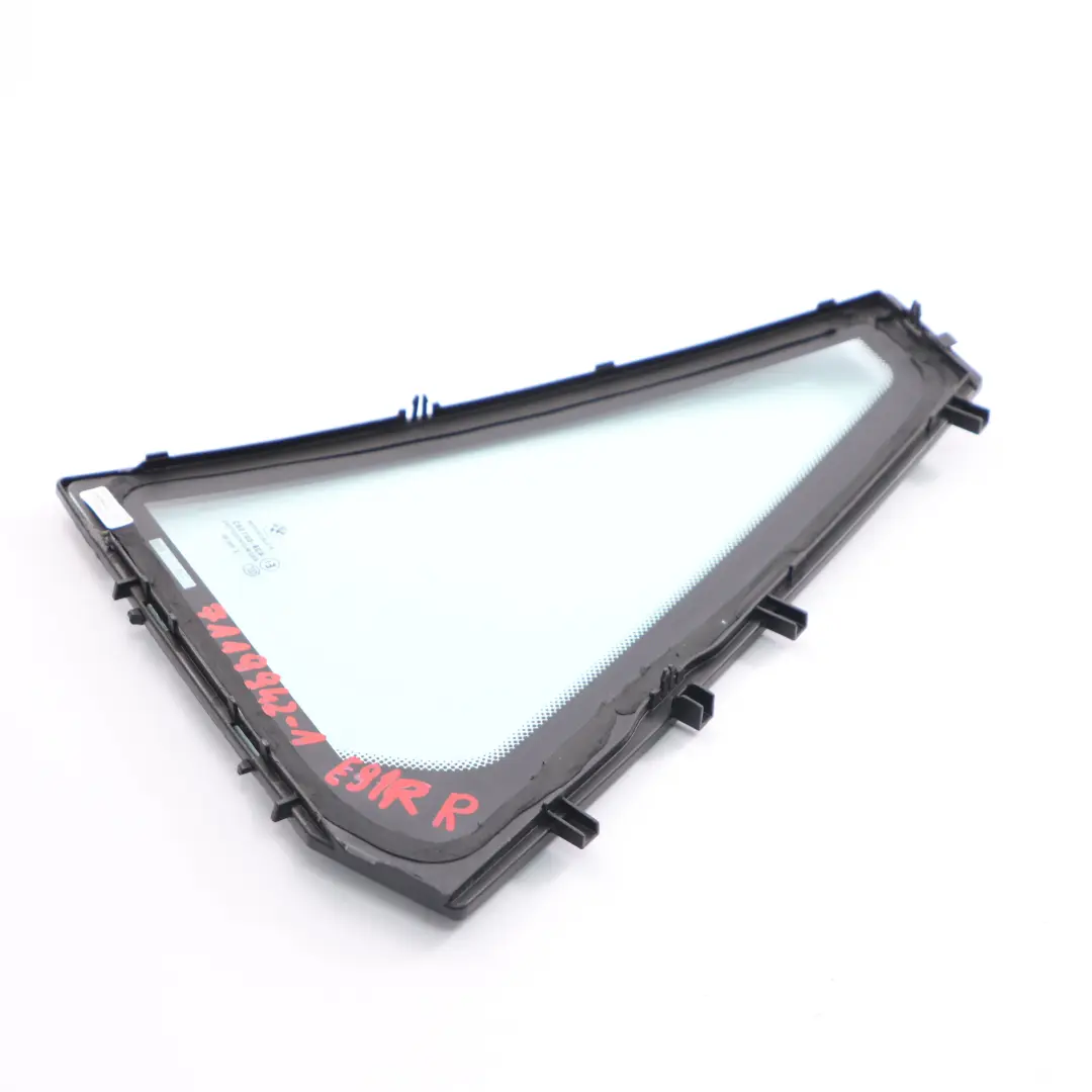 Door Fixed Window Triangle Right O/S Green AS2 to BMW E91 E91 LCI Rear with Part number 7119942 BMW E91 E91 LCI Rear Door Fixed Window Triangle Right O/S Green AS2 - SKU 7119942-1 - Part number 7119942