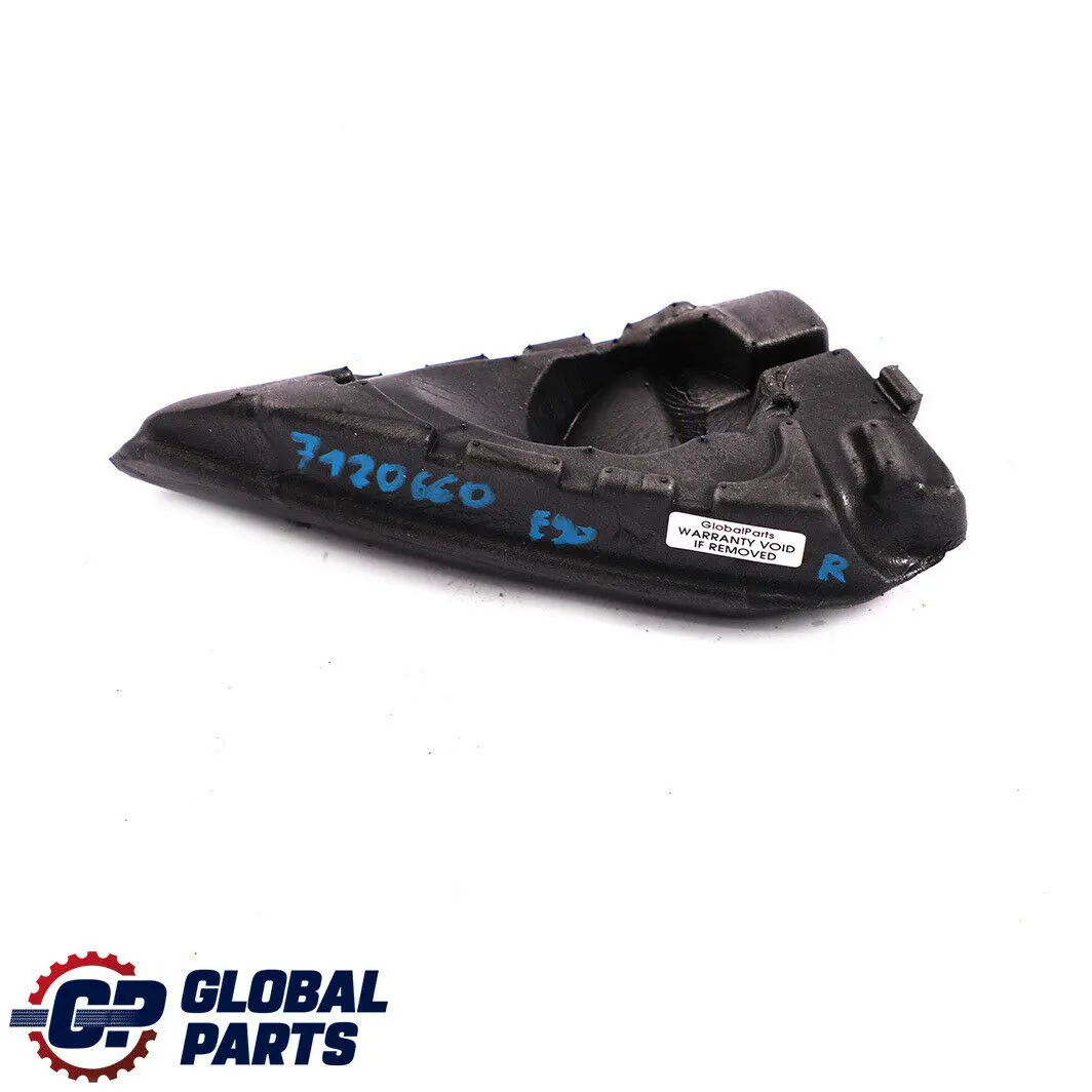 Junta Cubierta Interior Espejo Ala Triangulo Derecho para BMW E90 E90 LCI E91 con número de pieza 7120660 BMW E90 E90 LCI E91 Junta Cubierta Interior Espejo Ala Triangulo Derecho - SKU 7120660 - Número de pieza 7120660