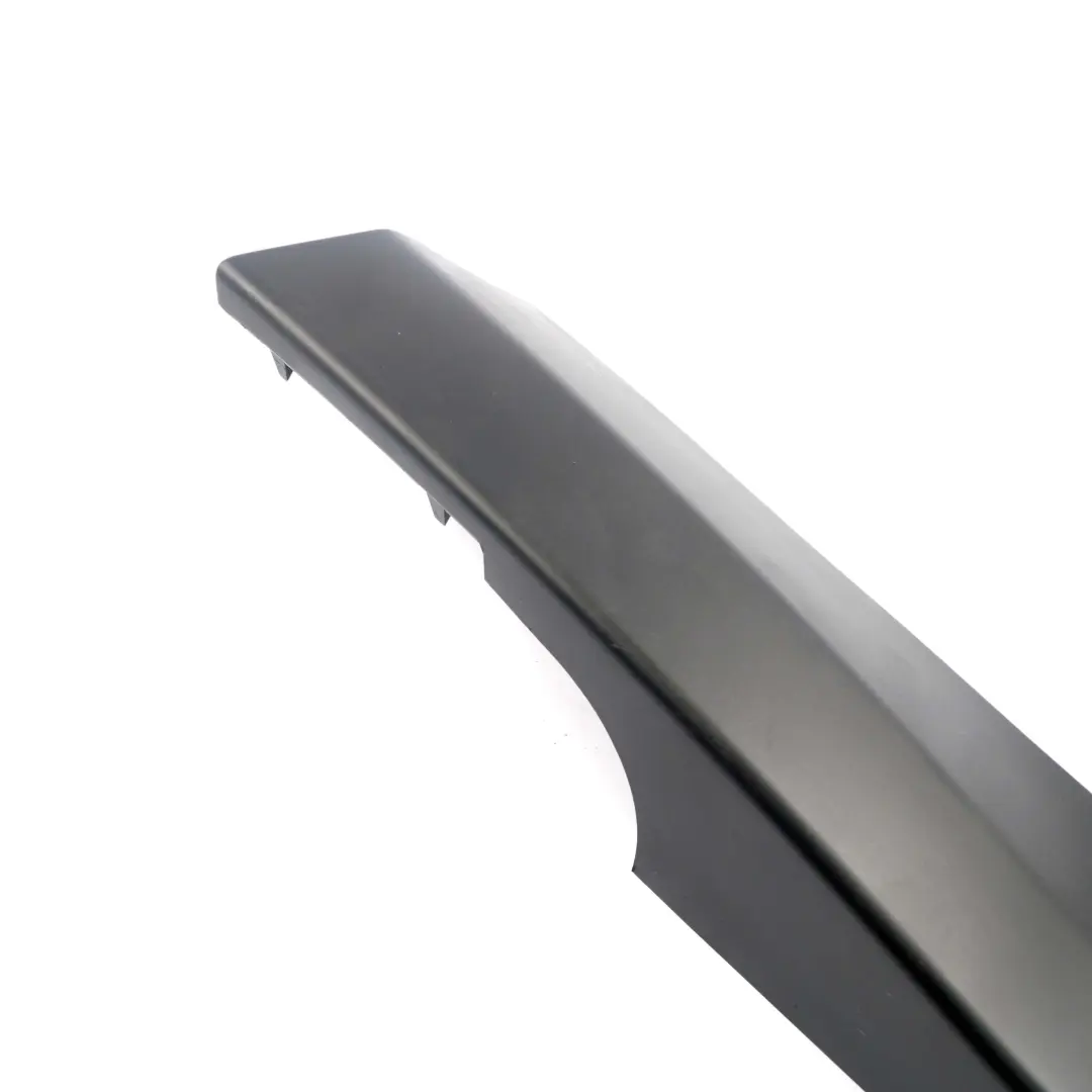 Cubierta Panel Revestimiento En Maletero Derecha Negro para BMW E61 LCI con número de pieza 7120662 BMW E61 LCI Cubierta Panel Revestimiento En Maletero Derecha Negro - SKU 7120662 - Número de pieza 7120662