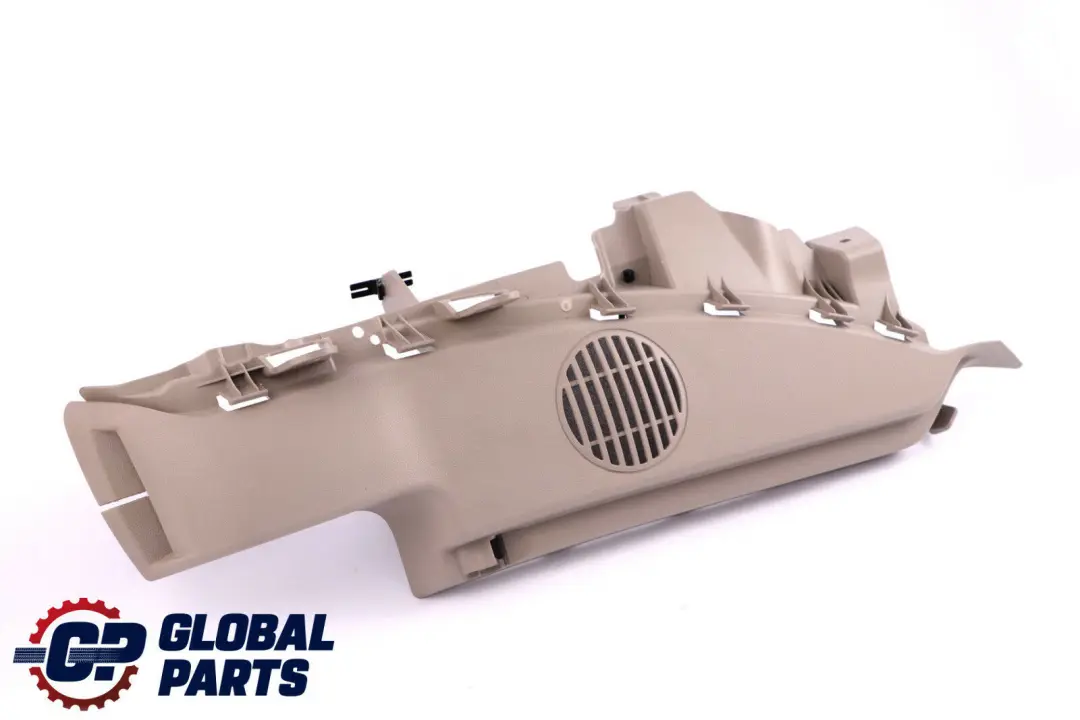 Registrazione Fondo Scomparto Posteriore Destra Beige 7119502 per BMW E87 con numero di parte 7120792 BMW E87 Registrazione Fondo Scomparto Posteriore Destra Beige 7119502 - SKU 7120792 - Numero di parte 7120792