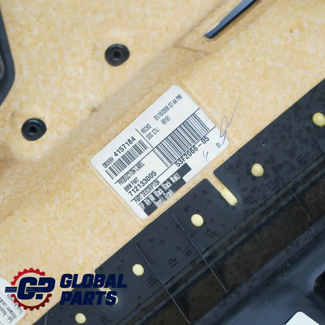 Pannello Porta Posteriore Destra pelle Nera Walken Nappa per BMW X5 E53 con numero di parte 7121266 BMW X5 E53 Pannello Porta Posteriore Destra pelle Nera Walken Nappa - SKU 7121266-1 - Numero di parte 7121266