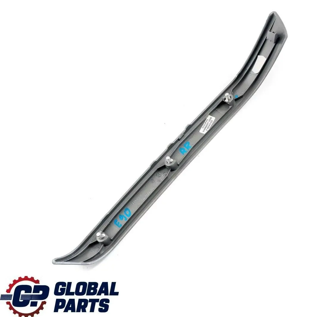 Barra Decorativa Porta Posteriore Destra Titan Argento per BMW E90 E91 con numero di parte 7121478 BMW E90 E91 Barra Decorativa Porta Posteriore Destra Titan Argento - SKU 7121478 - Numero di parte 7121478