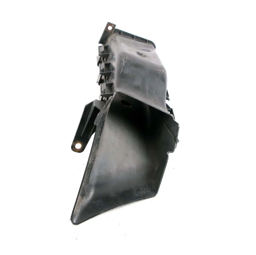 Front Bumper Right Brake Air Duct Channel O/S to BMW 3 Series E90 E91 3 with Part number 7121570 BMW 3 Series E90 E91 3 Front Bumper Right Brake Air Duct Channel O/S - SKU 7121570-3 - Part number 7121570