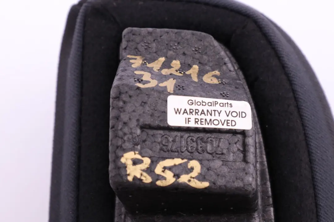 Zagłówek tylny tył materiał do MINI Cabrio R52 o numerze 7121631 MINI Cabrio R52 Zagłówek tylny tył materiał - SKU 7121631 - Numer Części 7121631