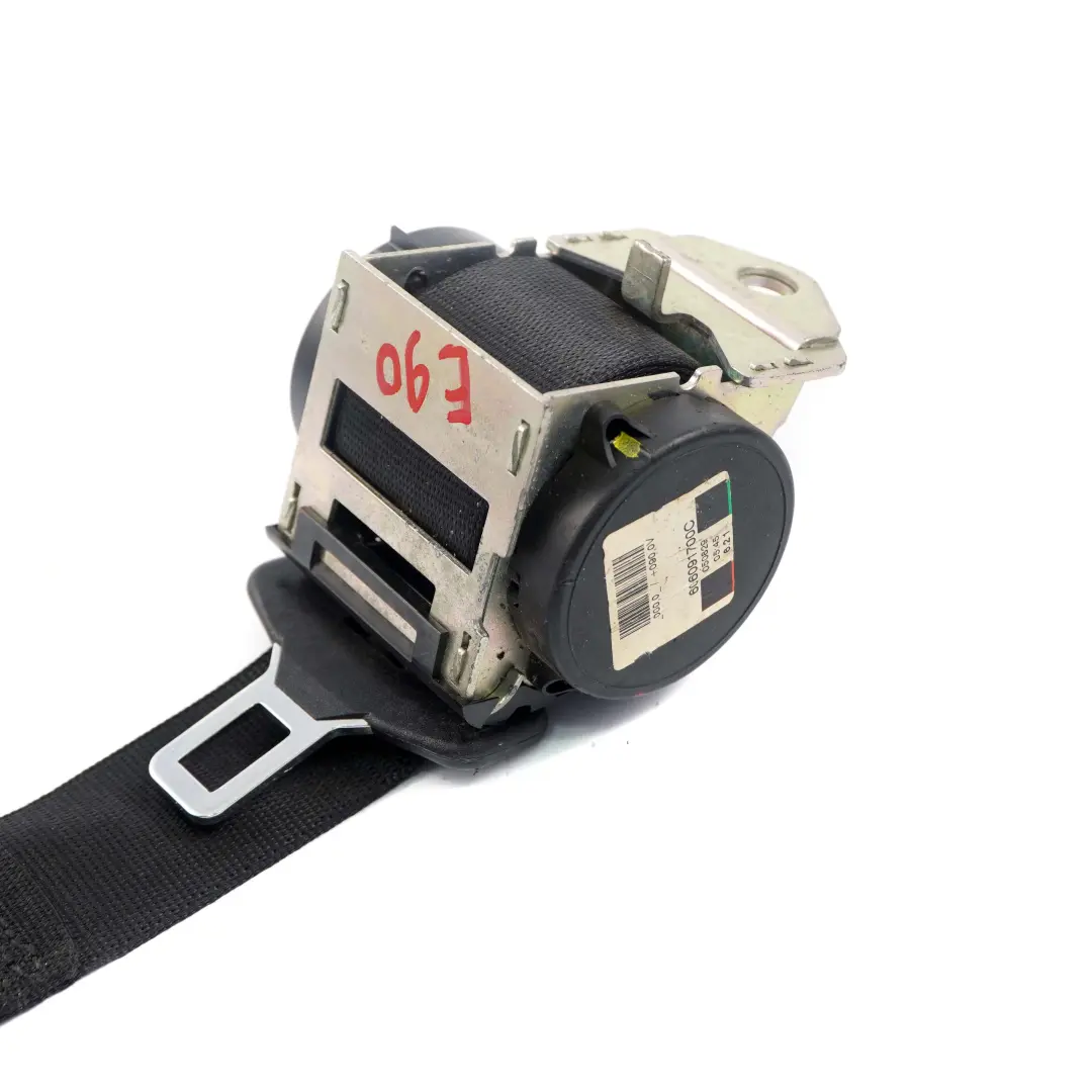 Centre Upper Top Belt Buckle Black to BMW 3 Series E90 E90N LCI Rear with Part number 7121635 BMW 3 Series E90 E90N LCI Rear Centre Upper Top Belt Buckle Black - SKU 7121635 - Part number 7121635