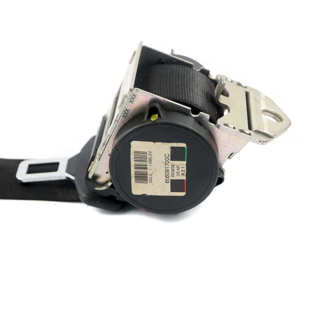 Centre Upper Top Belt Buckle Black to BMW 3 Series E90 E90N LCI Rear with Part number 7121635 BMW 3 Series E90 E90N LCI Rear Centre Upper Top Belt Buckle Black - SKU 7121635 - Part number 7121635