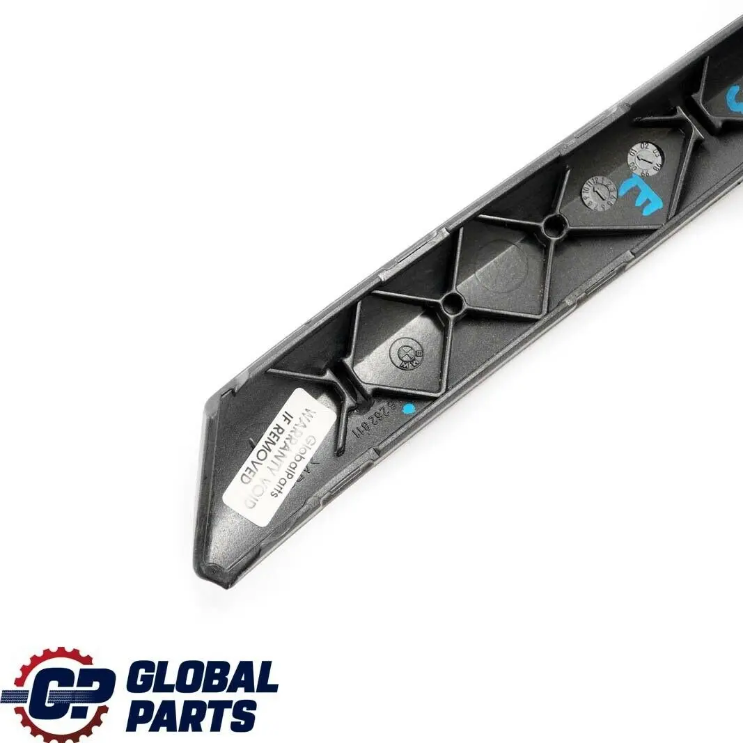 Abdeckung innen vorne links TITAN 2 BMW X5 er E53 - SKU 7122201 - Teilenummer 8262811