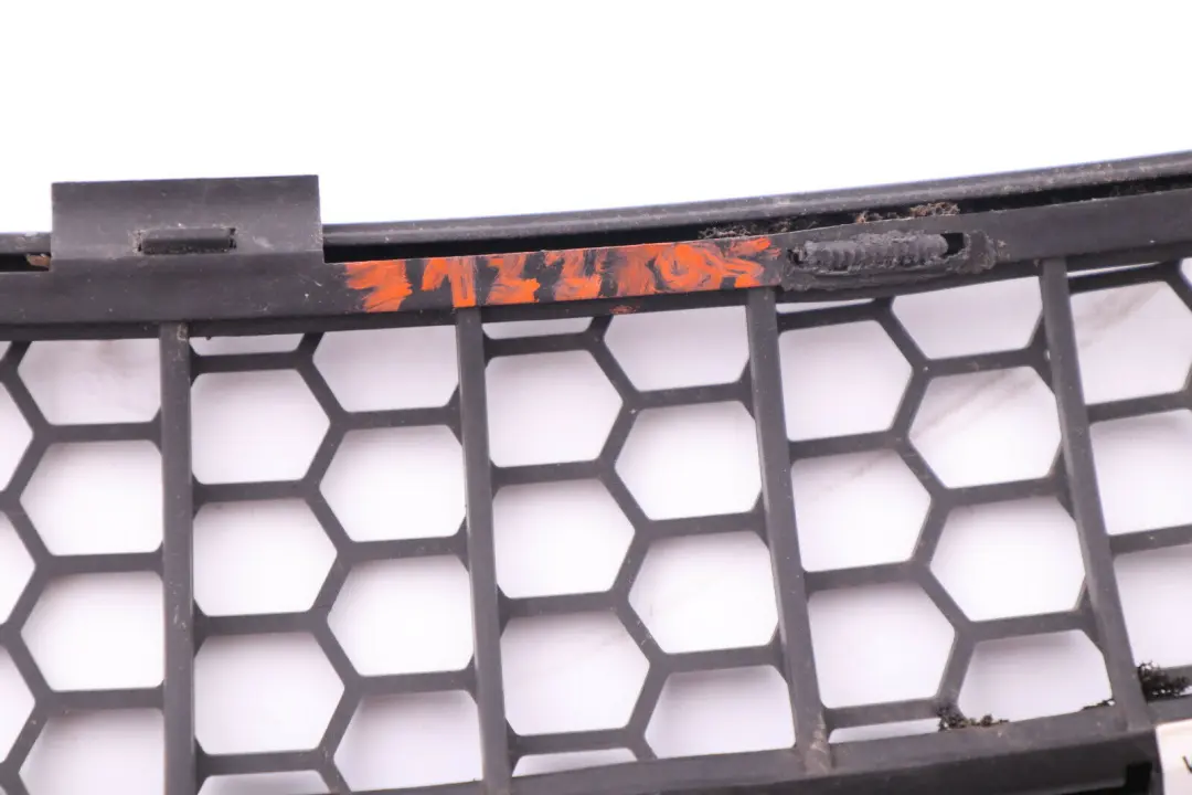 Mini Cooper One R50 R53 Grille Decorative a Gauche Noir avant Gauche - SKU 7122505 - Numéro de pièce 7122505