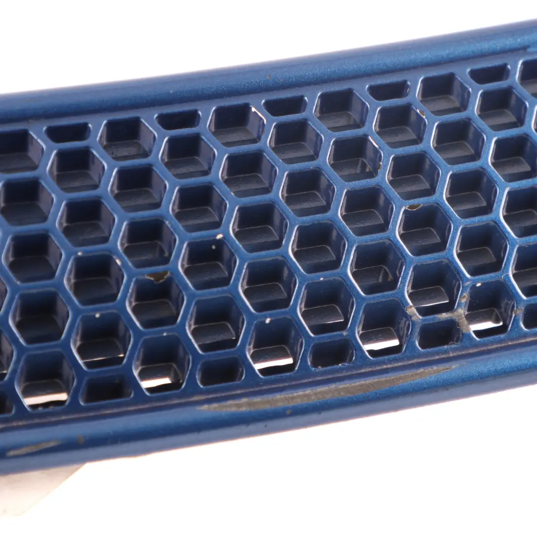 Front Right Top Trim Grille Schwarz Blue O/S to Mini Cooper R50 R52 R53 with Part number 7122506 Mini Cooper R50 R52 R53 Front Right Top Trim Grille Schwarz Blue O/S - SKU 7122506-2 - Part number 7122506