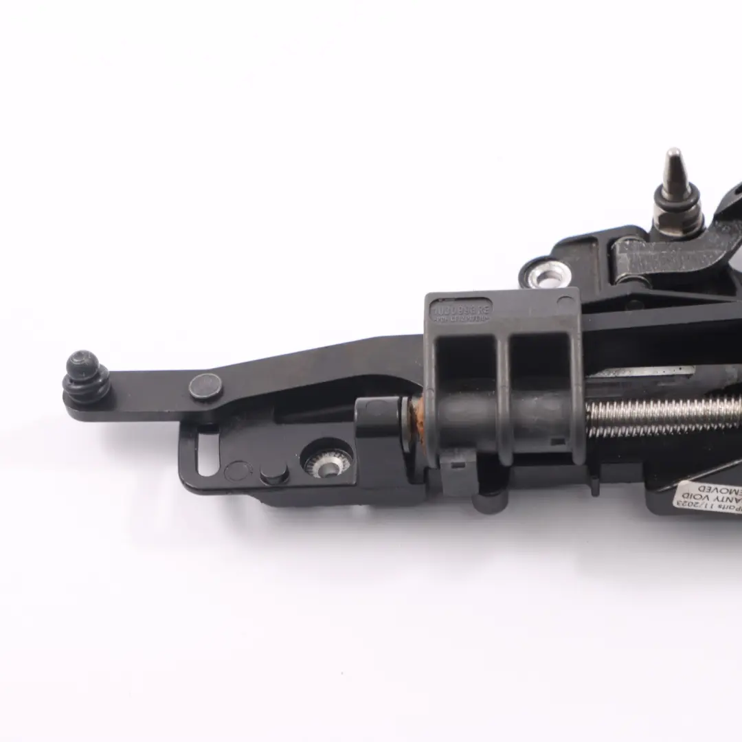 Siłownik Zawiasu Dachu Składanego do BMW E64 o numerze 7123312 BMW E64 Siłownik Zawiasu Dachu Składanego - SKU 7123312 - Numer Części 7123312