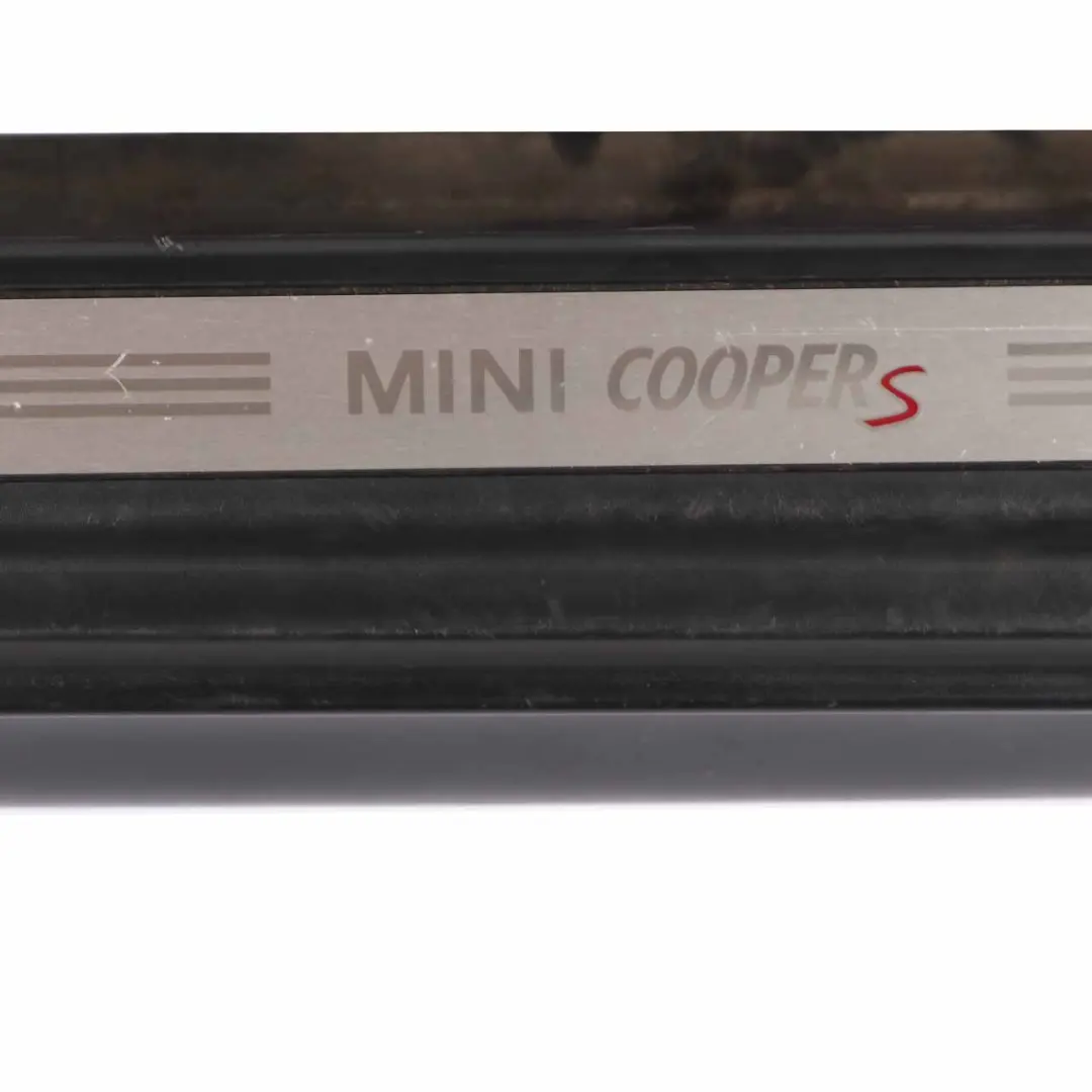 Side Skirt Mini Cooper S R52 Cabrio Right O/S Sill Side Cover Trim to with Part number 7124376 Side Skirt Mini Cooper S R52 Cabrio Right O/S Sill Side Cover Trim - SKU 7124376 - Part number 7124376