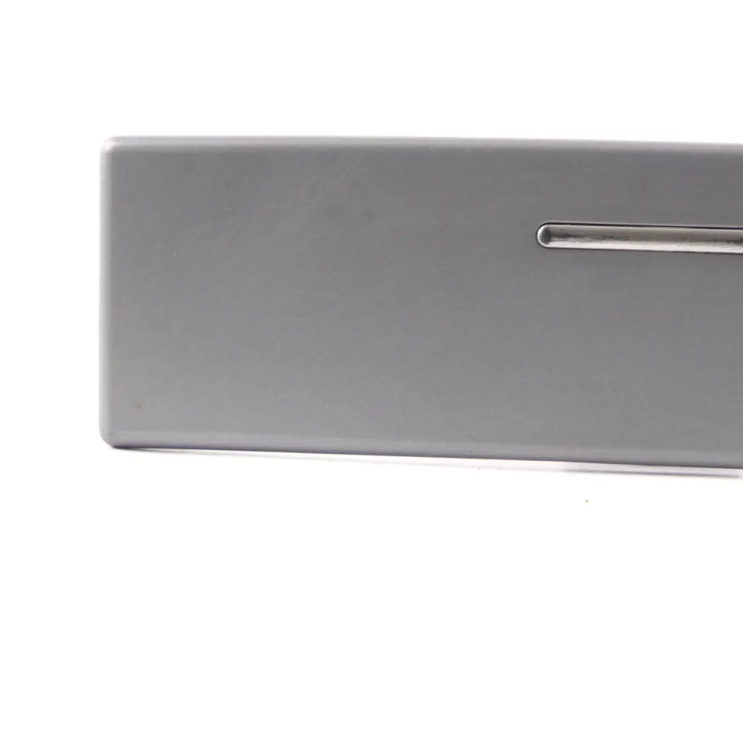 Dekorleiste Dosenhalter hinten Graphit 8268655 für BMW X5 er E53 mit Teilenummer 7124448 BMW X5 er E53 Dekorleiste Dosenhalter hinten Graphit 8268655 - SKU 7124448 - Teilenummer 7124448