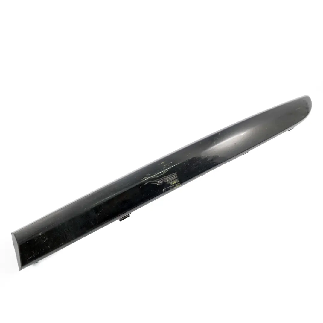 Banda Protectora Parachoques Izquierdo Negro 668 para BMW E87 con número de pieza 7124499 BMW E87 Banda Protectora Parachoques Izquierdo Negro 668 - SKU 7124499-SCH - Número de pieza 7124499