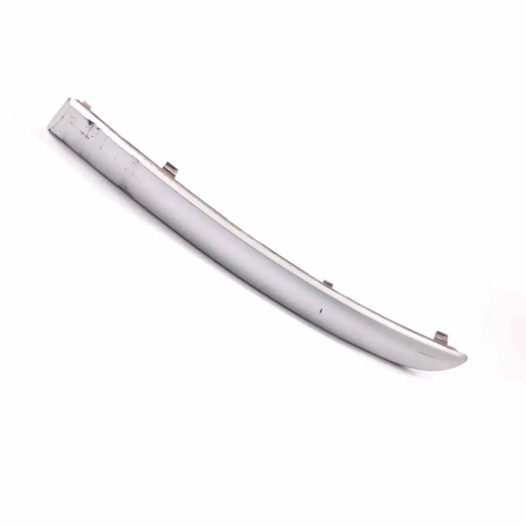 1er E87 Stoßfängerschutzleiste Vorne Links Titansilber 354 für BMW mit Teilenummer 7124499 BMW 1er E87 Stoßfängerschutzleiste Vorne Links Titansilber 354 - SKU 7124499-TS1 - Teilenummer 7124499