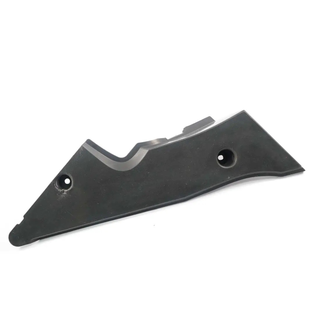 Copertura Serbatoio Sotto Carrozzeria Sinistra per BMW E60 E61 E63 LCI con numero di parte 7124555 BMW E60 E61 E63 LCI Copertura Serbatoio Sotto Carrozzeria Sinistra - SKU 7124555 - Numero di parte 7124555