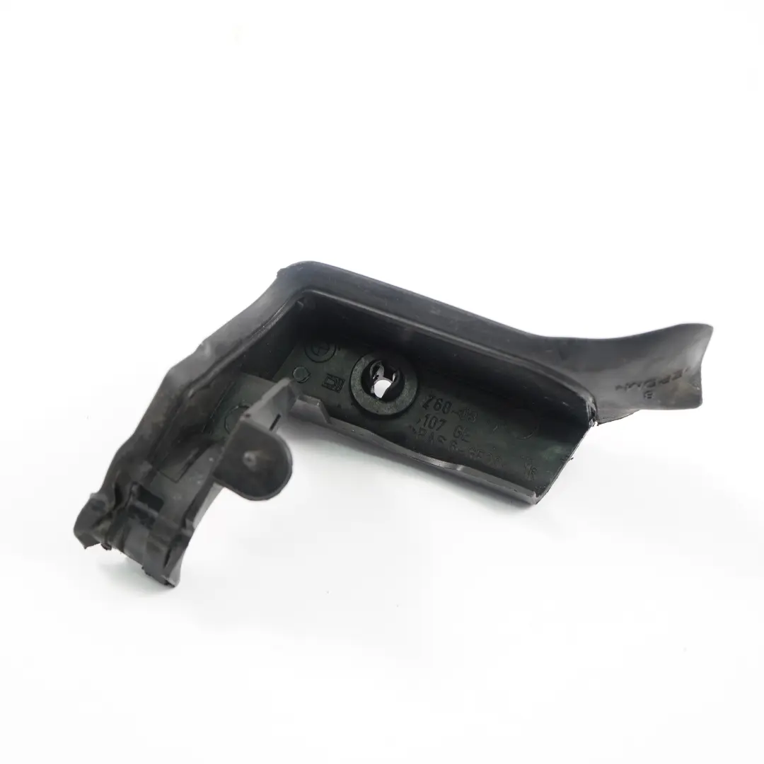 Junta Capo Motor Parte Inferior Delantera Derecha para BMW E87 E90 E91 E92 con número de pieza 7124760 BMW E87 E90 E91 E92 Junta Capo Motor Parte Inferior Delantera Derecha - SKU 7124760 - Número de pieza 7124760