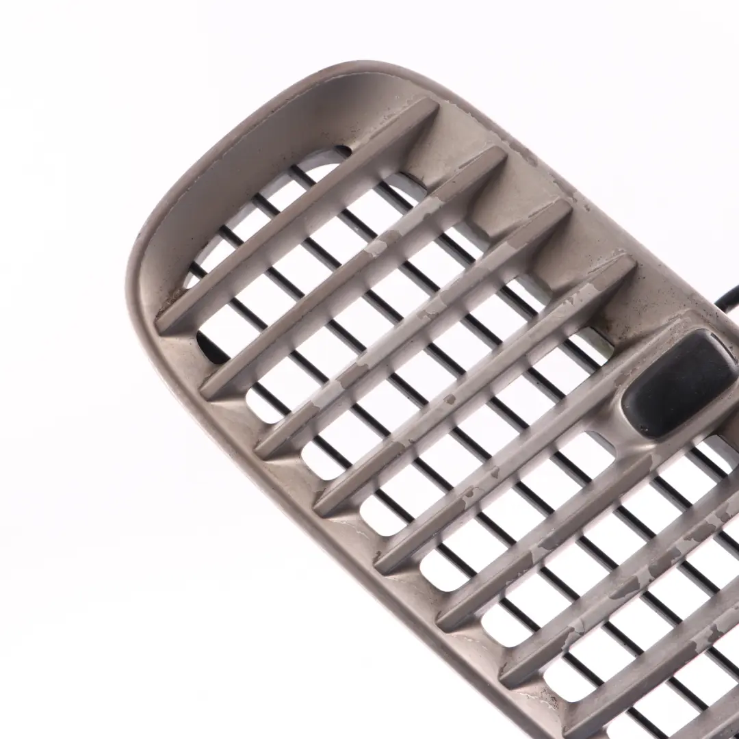 Grille BMW X5 E53 Bonnet Air Vent Left N/S Grille to with Part number 7124821 Grille BMW X5 E53 Bonnet Air Vent Left N/S Grille - SKU 7124821 - Part number 7124821