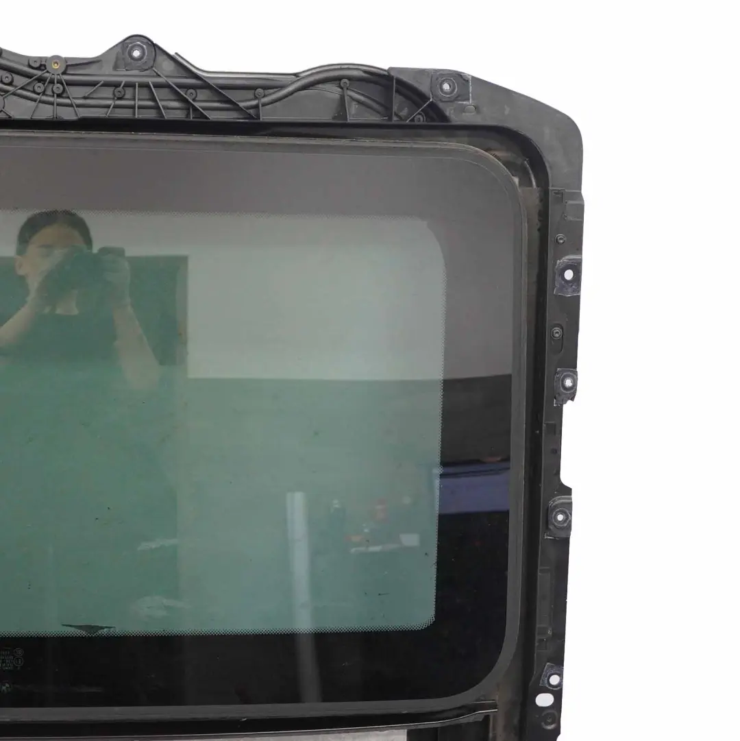 BMW E90 Sliding Sunroof Sun Roof Frame Glass - SKU 7124998 - Part number 7124998