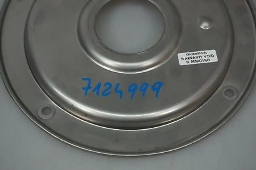 Verschlussdeckel Bodenblech hinten für BMW 1 3 X5 X6 er E70 E71 E81 E87 E90 E91 E92 mit Teilenummer 7124999 BMW 1 3 X5 X6 er E70 E71 E81 E87 E90 E91 E92 Verschlussdeckel Bodenblech hinten - SKU 7124999 - Teilenummer 7124999