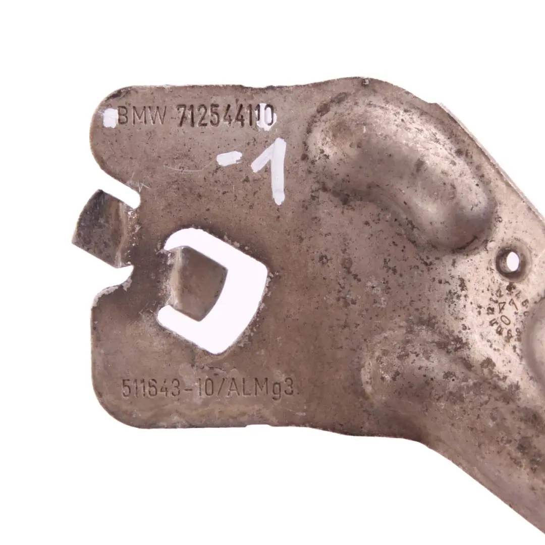 Staffa Centro Pannelli Sottopavimento per BMW E81 E87 E90 E91 E92 con numero di parte 7125441 BMW E81 E87 E90 E91 E92 Staffa Centro Pannelli Sottopavimento - SKU 7125441 - Numero di parte 7125441