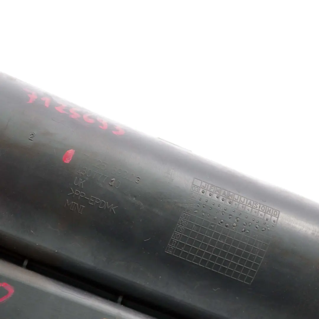 Rubber Insert Front Oddments Tray to Mini R50 R52 R53 with Part number 7125693 Mini R50 R52 R53 Rubber Insert Front Oddments Tray - SKU 7125693 - Part number 7125693