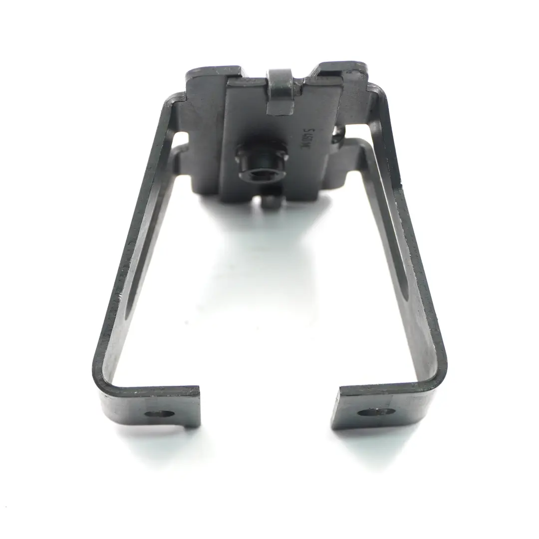 BMW F13 Bracket Child Seat Fastening Right - SKU 7125718 - Part number 7125718