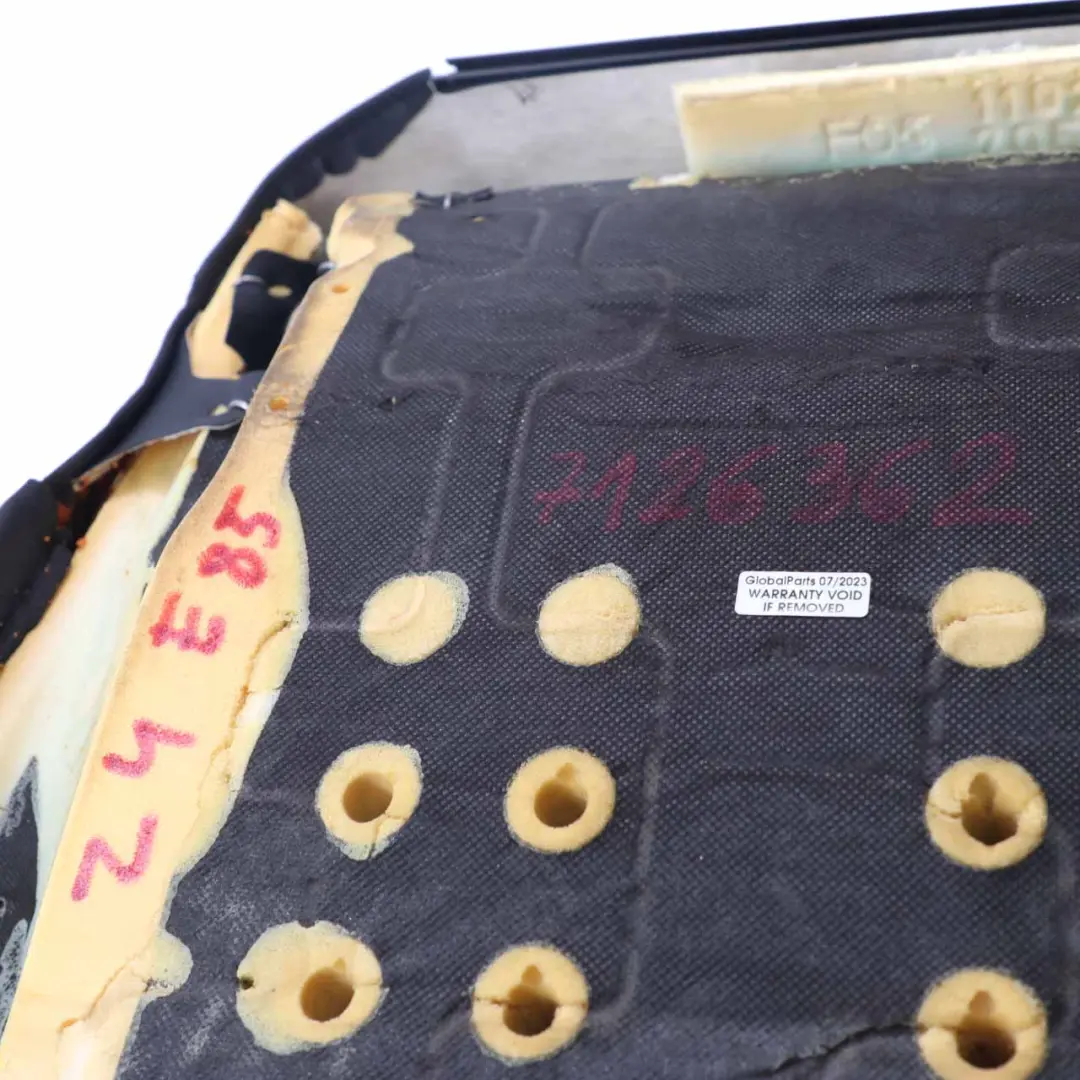 Housse de siège avant droit en tissu Free Spirit pour BMW Z4 E85 à propos du numéro de pièce 7126362 BMW Z4 E85 Housse de siège avant droit en tissu Free Spirit - SKU 7126362 - Numéro de pièce 7126362