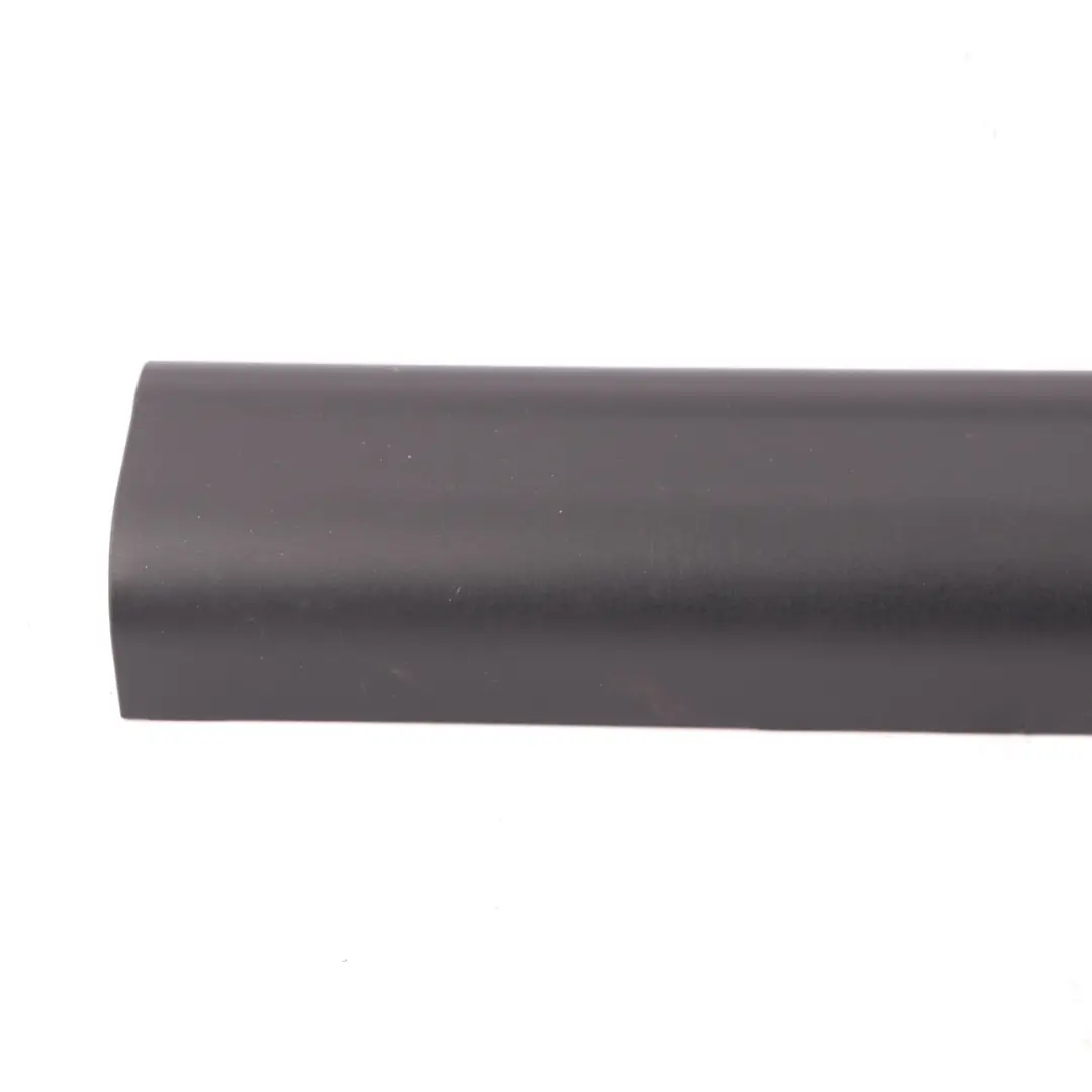 Trim Rail BMW E60 E61 E65 E66 E67 Finisher Upper Front Right O/S Black 7126634 to with Part number 7126904 Trim Rail BMW E60 E61 E65 E66 E67 Finisher Upper Front Right O/S Black 7126634 - SKU 7126904 - Part number 7126904