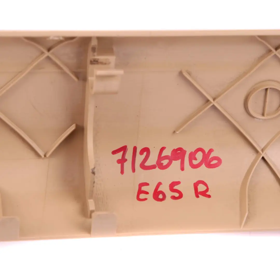 Acabado Rail Superior Delantero Derecho Beige 7126634 para BMW E65 E66 E67 con número de pieza 7126906 BMW E65 E66 E67 Acabado Rail Superior Delantero Derecho Beige 7126634 - SKU 7126906 - Número de pieza 7126906