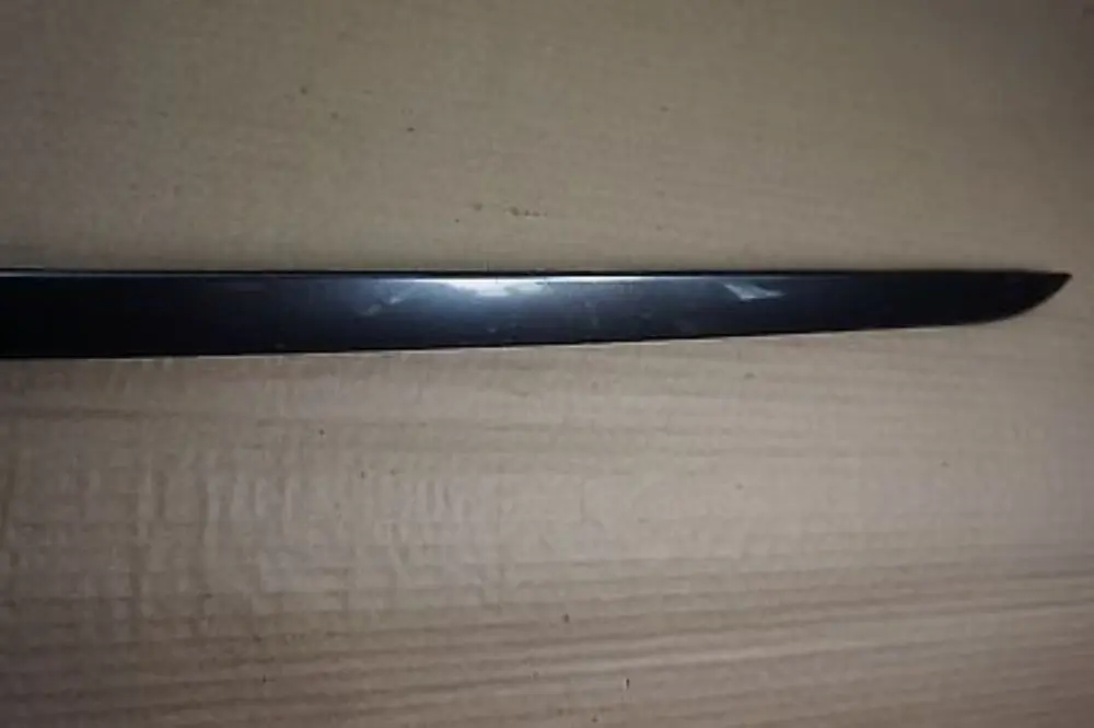 Embellecedor Delantero Izquierdo Exterior Sparkling Graphite para BMW E90 E91 LCi con número de pieza 7126939 BMW E90 E91 LCi Embellecedor Delantero Izquierdo Exterior Sparkling Graphite - SKU 7126939-SG - Número de pieza 7126939