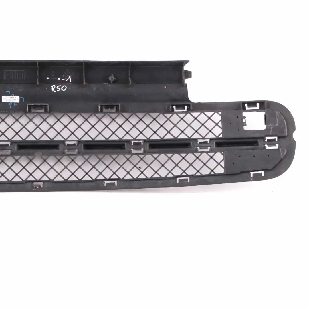 Grille Choc-Receveur Avant pour Mini Cooper One R50 R52 à propos du numéro de pièce 7127933 Mini Cooper One R50 R52 Grille Choc-Receveur Avant - SKU 7127933-1 - Numéro de pièce 7127933