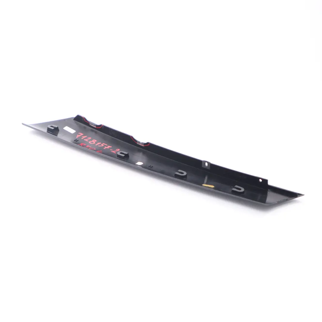 Columna Exterior A Tapa Pilar Izquierda para Mini Cooper One R50 R52 R53 con número de pieza 7128157 Mini Cooper One R50 R52 R53 Columna Exterior A Tapa Pilar Izquierda - SKU 7128157-2 - Número de pieza 7128157