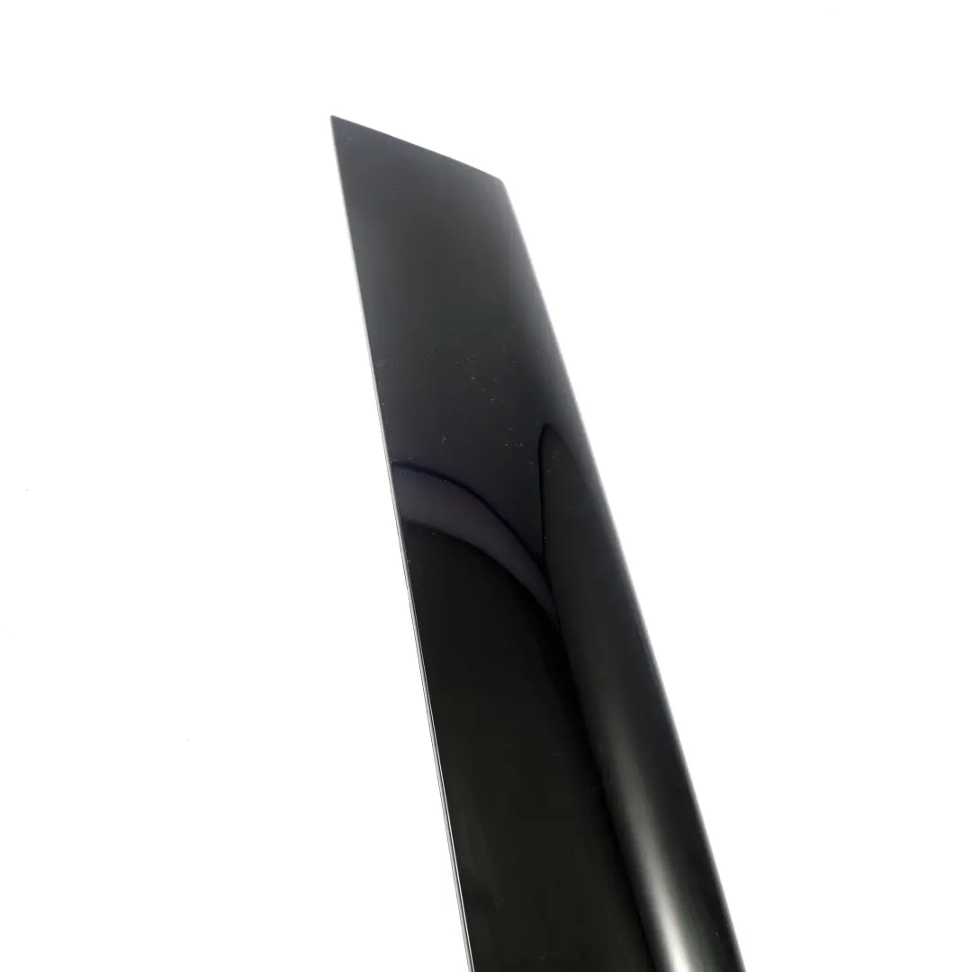 Tapa Ventana Lateral Columna A Derecha Glanzschwarz Negro Brillo para Mini Cooper R50 con número de pieza 7128158 Mini Cooper R50 Tapa Ventana Lateral Columna A Derecha Glanzschwarz Negro Brillo - SKU 7128158-1 - Número de pieza 7128158