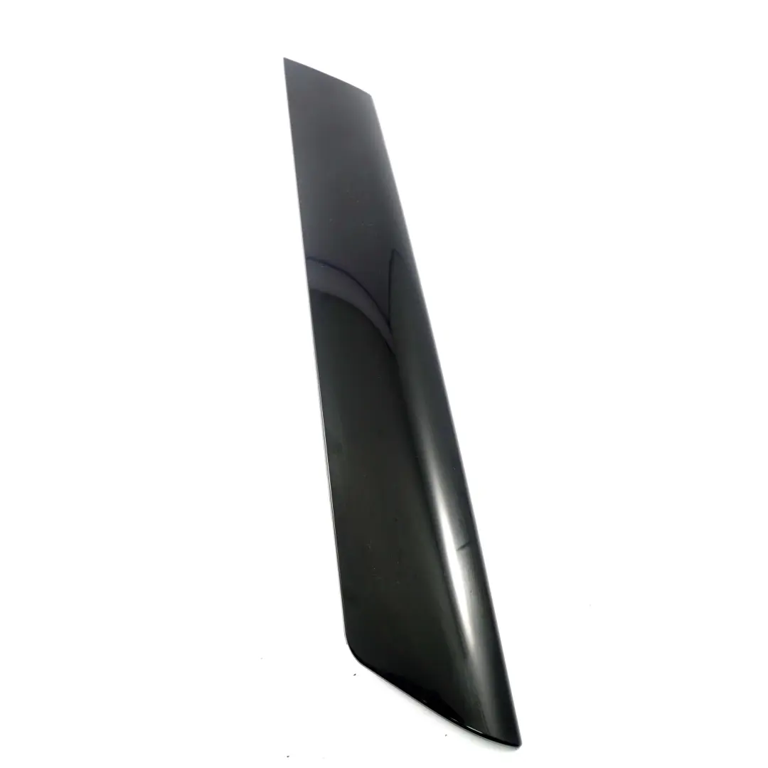 Apertura Pilastro Destra Nero Lucido Black Nero per Mini Cooper One R50 R53 con numero di parte 7128158 Mini Cooper One R50 R53 Apertura Pilastro Destra Nero Lucido Black Nero - SKU 7128158 - Numero di parte 7128158