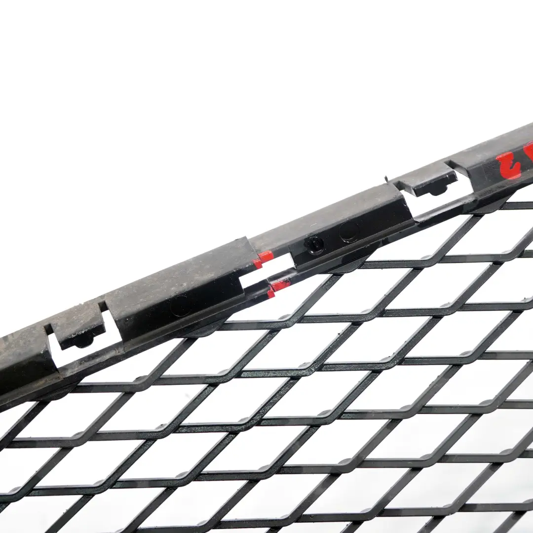 Grille de pare-chocs avant a centre ouvert pour BMW E92 E93 à propos du numéro de pièce 7128234 BMW E92 E93 Grille de pare-chocs avant a centre ouvert - SKU 7128234-1 - Numéro de pièce 7128234