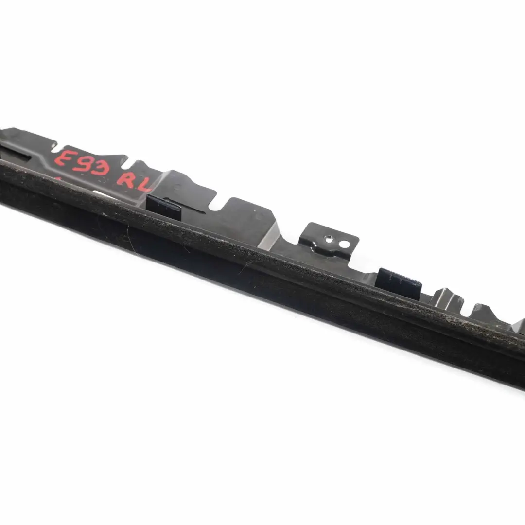 BMW E93 Cuarto Ventana Conexion angulo Trim Con Sello Trasero Izquierdo - SKU 7128383 - Número de pieza 7128383