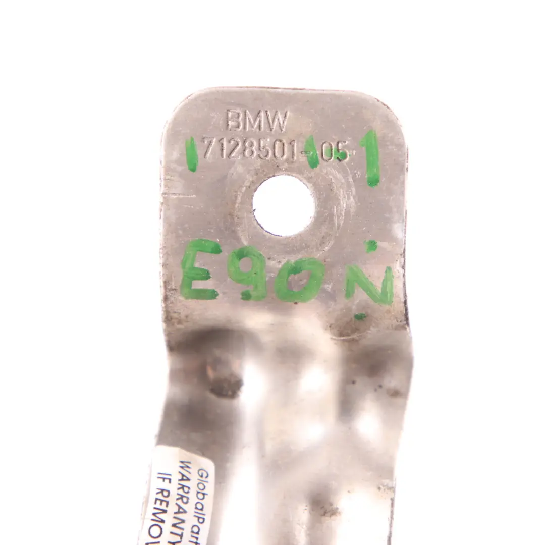 Protection Du Compartiment Moteur BMW E81 E87 E90 Support De Fixation pour à propos du numéro de pièce 7128501 Protection Du Compartiment Moteur BMW E81 E87 E90 Support De Fixation - SKU 7128501-1 - Numéro de pièce 7128501