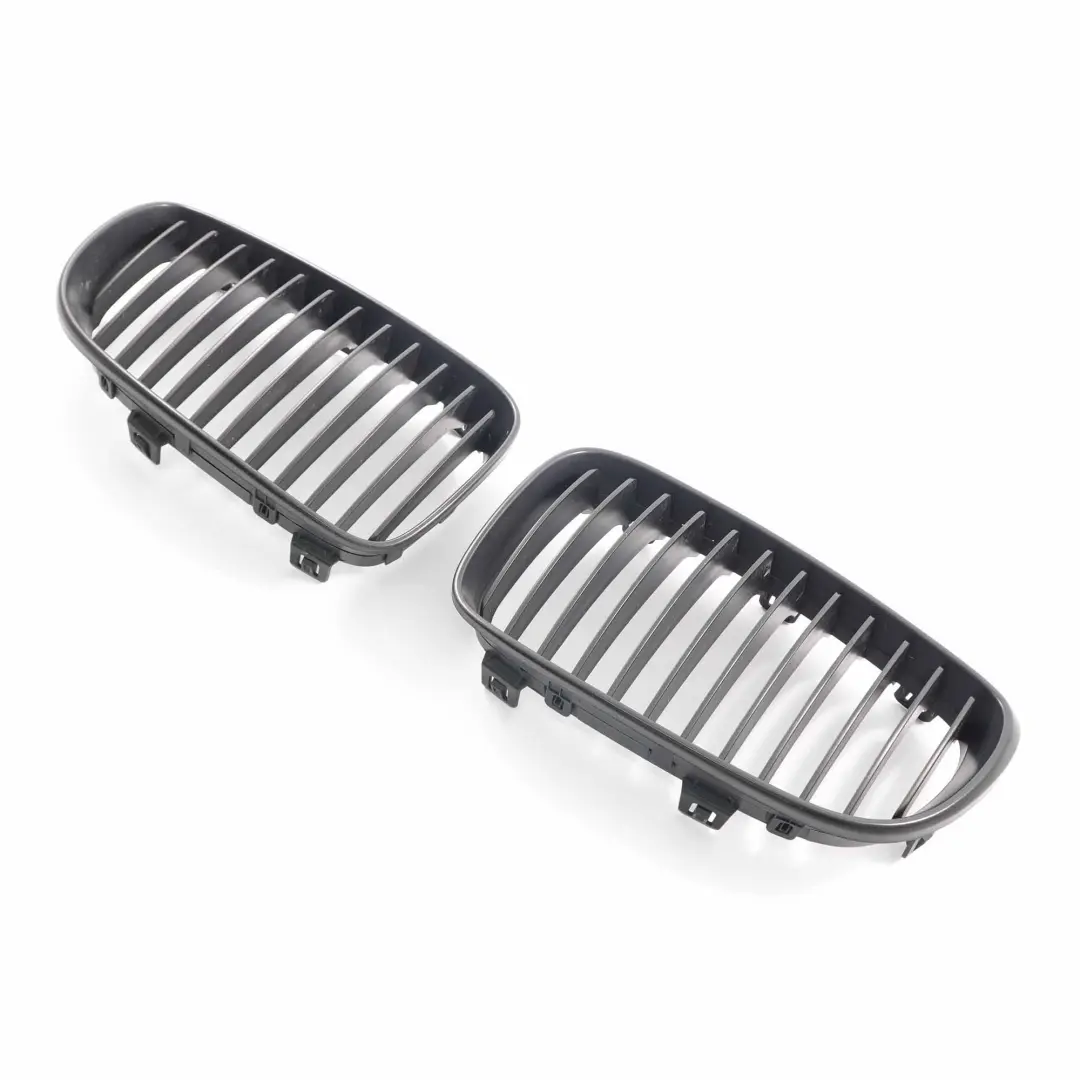 BMW 1 Series E81 E87 LCI Front Left Right Trim Kidney Grille N/O/S Set Taiwan - SKU 7128613-1 - Part number 7128613