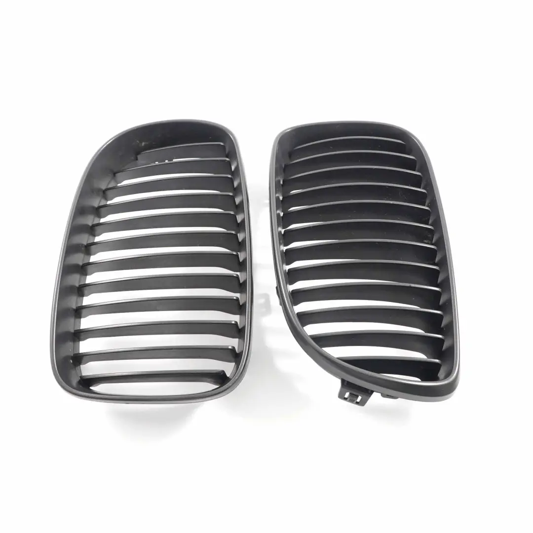 BMW 1 Series E81 E87 LCI Front Left Right Trim Kidney Grille N/O/S Set Taiwan - SKU 7128613-1 - Part number 7128613
