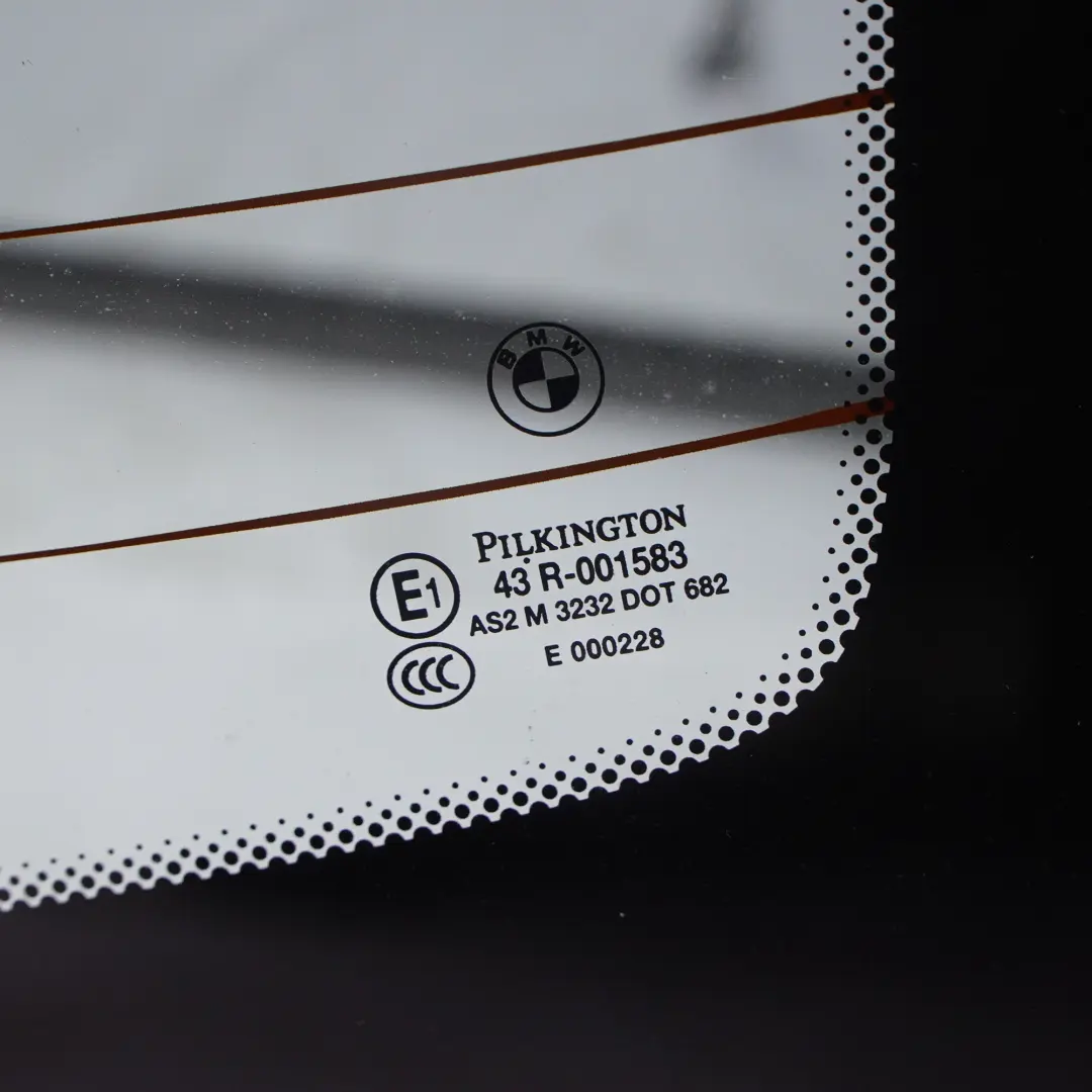 Szyba Tył Tylna Montegoblau Blau - A51 do BMW E93 o numerze 7128754 BMW E93 Szyba Tył Tylna Montegoblau Blau - A51 - SKU 7128754-MTB - Numer Części 7128754