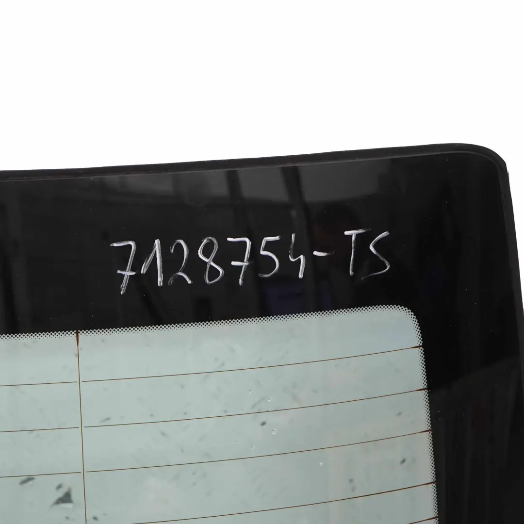 Szyba Tylna Tył Srebrna do BMW E93 o numerze 7128754 BMW E93 Szyba Tylna Tył Srebrna - SKU 7128754-TS - Numer Części 7128754