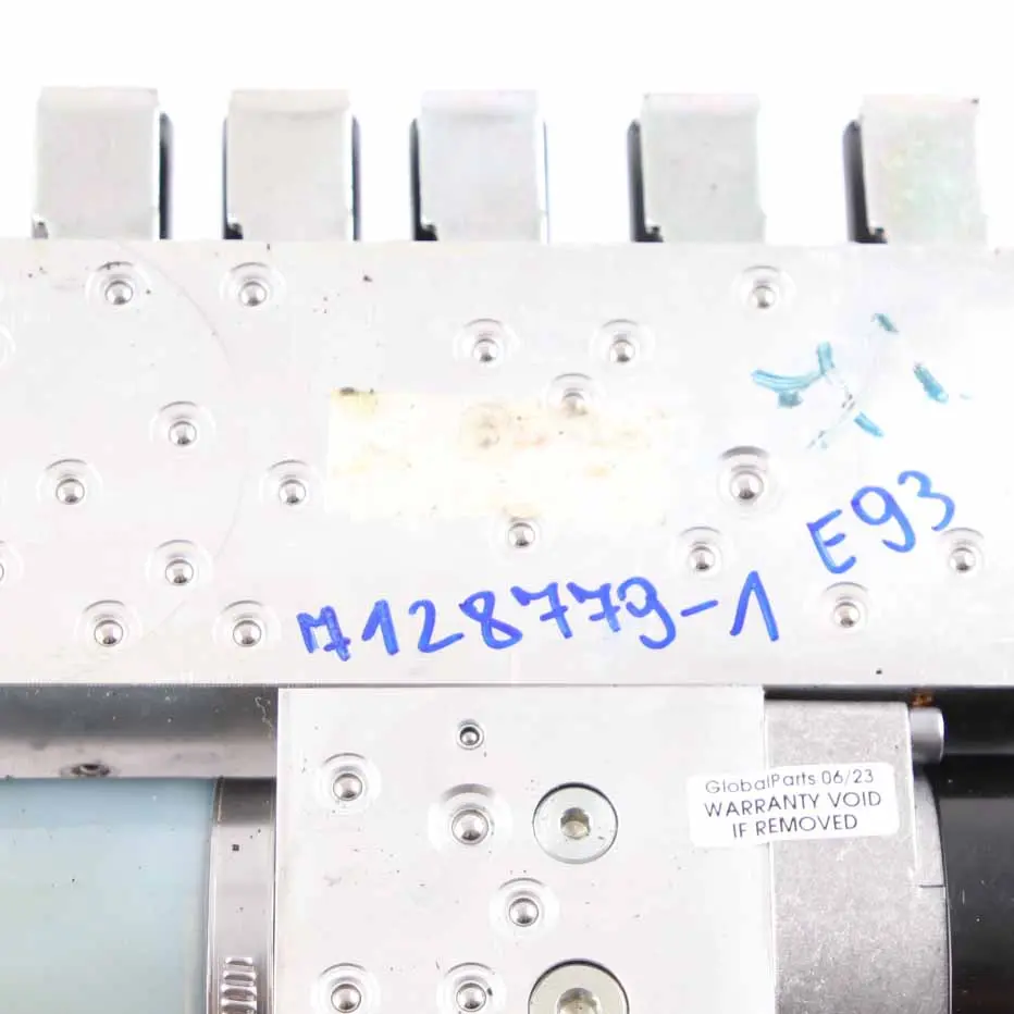 Hydraulic Unit Roof Motor Pump Folding Top to BMW E93 Convertible with Part number 7128780 BMW E93 Convertible Hydraulic Unit Roof Motor Pump Folding Top - SKU 7128779-1 - Part number 7128780