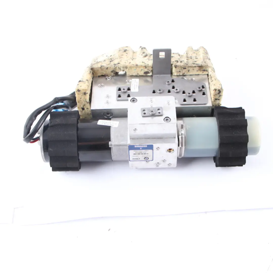 Hydraulic Unit Roof Motor Pump Folding Top 7128780 to BMW E93 Convertible with Part number 7128779 BMW E93 Convertible Hydraulic Unit Roof Motor Pump Folding Top 7128780 - SKU 7128779-2 - Part number 7128779
