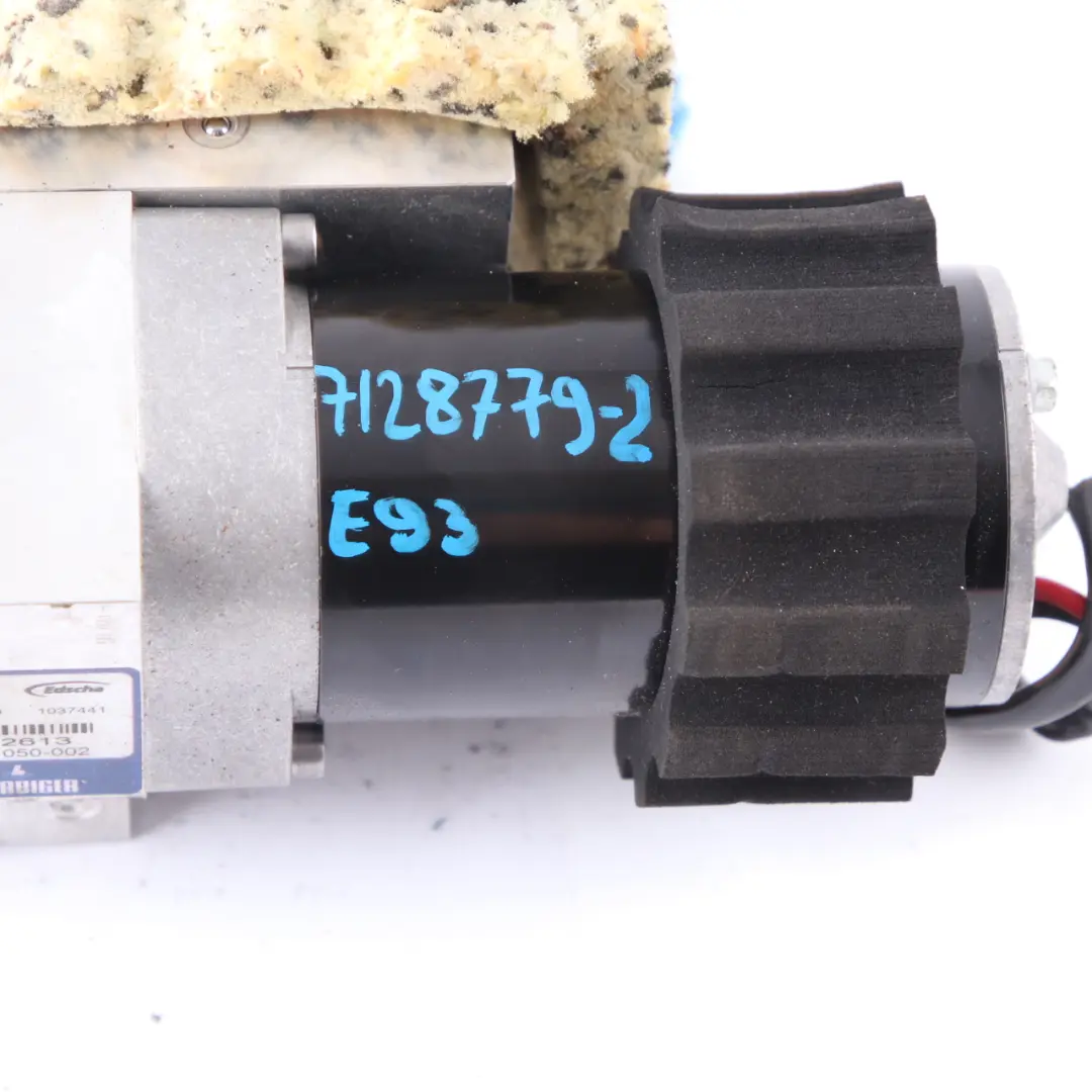 Hydraulic Unit Roof Motor Pump Folding Top 7128780 to BMW E93 Convertible with Part number 7128779 BMW E93 Convertible Hydraulic Unit Roof Motor Pump Folding Top 7128780 - SKU 7128779-2 - Part number 7128779