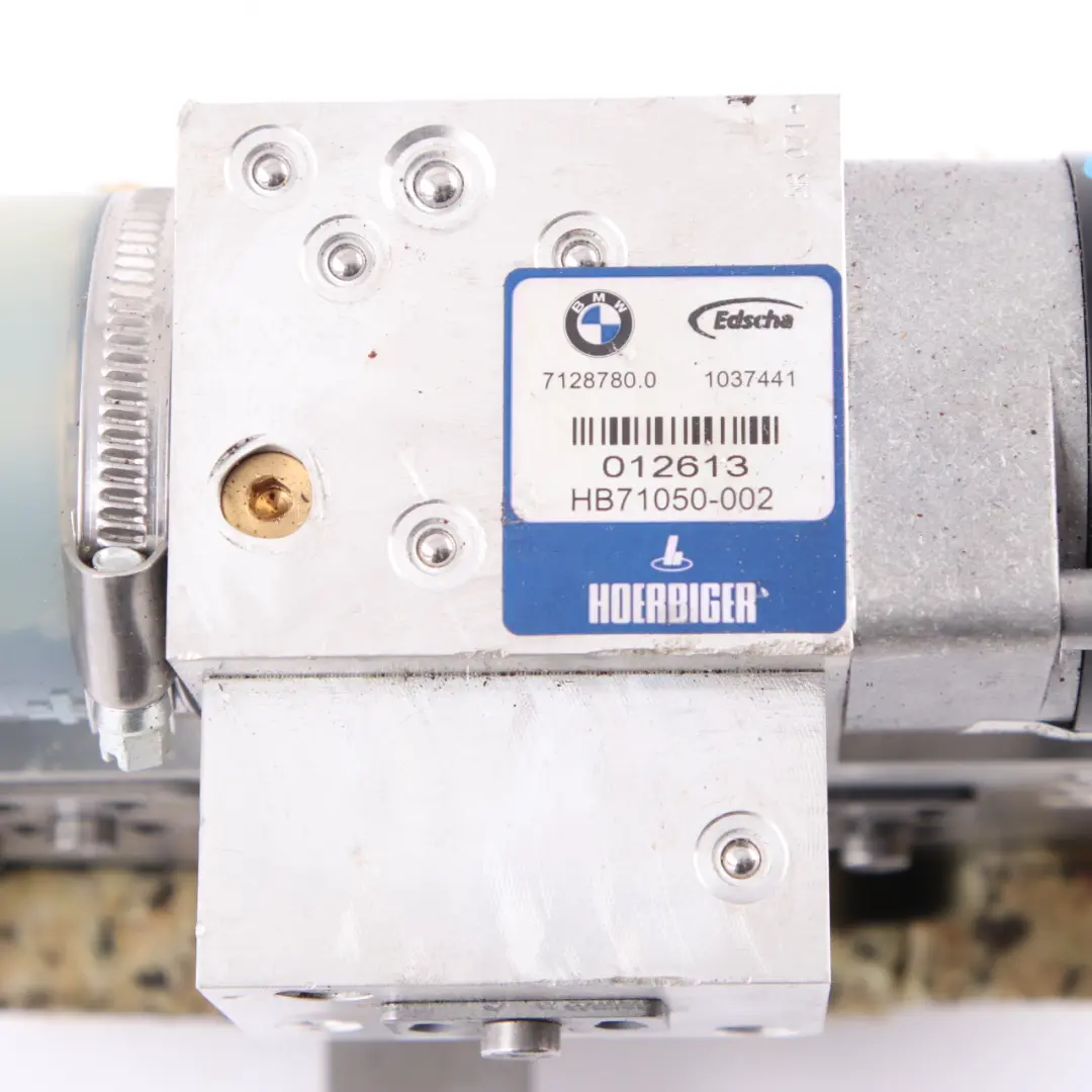 Unidad Hidráulica Techo Motor Bomba Plegable 7128780 para BMW E93 con número de pieza 7128779 BMW E93 Unidad Hidráulica Techo Motor Bomba Plegable 7128780 - SKU 7128779-2 - Número de pieza 7128779