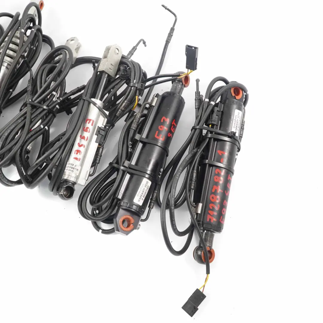 Verdeck Hydraulikzylinder Hauptkinematik Zylinder Set für BMW E93 Cabrio mit Teilenummer 7128782 BMW E93 Cabrio Verdeck Hydraulikzylinder Hauptkinematik Zylinder Set - SKU 7128782-1 - Teilenummer 7128782