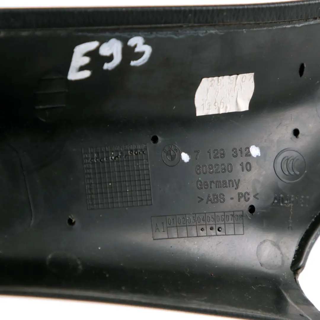 Osłona Obudowa Słupka Prawa Czarna do BMW E93 o numerze 7129312 BMW E93 Osłona Obudowa Słupka Prawa Czarna - SKU 7129312 - Numer Części 7129312